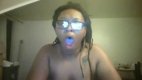 mommiemilkers2000 online show from July 8, 3:54 am