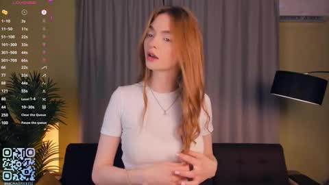 Mona online show from September 28, 5:33 pm