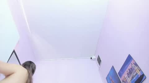 paola online show from April 15, 2:42 pm