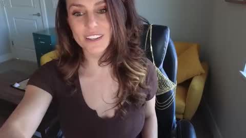 Mona online show from March 20, 5:51 pm