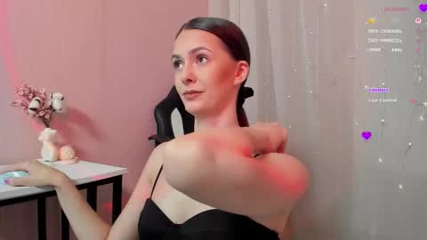 Snapshot of monica_velvet chatting on September 16, 9:40 pm Monica Velvet online show from September 16, 9:40 pm