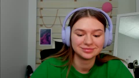 Snapshot of monika_youu chatting on February 20, 4:47 pm Monika online show from February 20, 4:47 pm