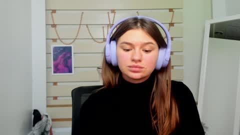 Snapshot of monika_youu chatting on February 7, 9:15 pm Monika online show from February 7, 9:15 pm