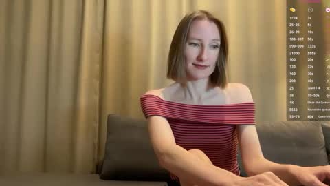 MonikaBos online show from March 6, 10:15 pm