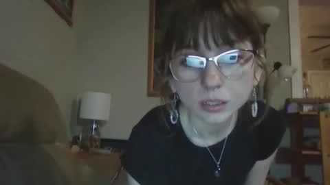 monkeygirl9 come play with me slut daddy bad spanking cute girl submissive online show from March 4, 6:43 am