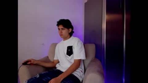 monky_0002 online show from March 1, 2:21 pm