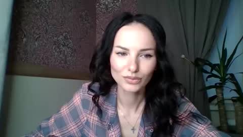 Snapshot of monparis_dream chatting on October 10, 2:12 pm monparis_dream online show from October 10, 2:12 pm