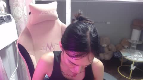 ELYSE A SIMPLE GIRL online show from September 28, 10:13 am