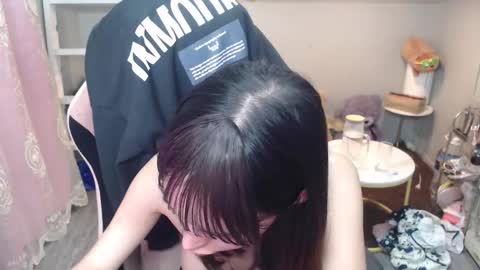 ELYSE A SIMPLE GIRL online show from October 14, 12:08 pm