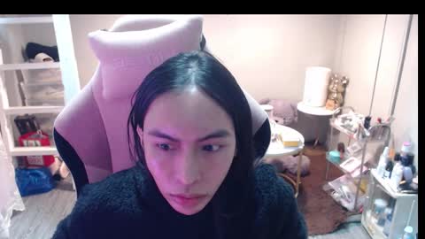 ELYSE A SIMPLE GIRL online show from January 16, 2:59 pm