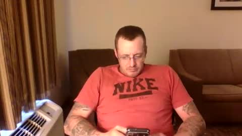 monsterjosh84 online show from May 17, 11:19 am
