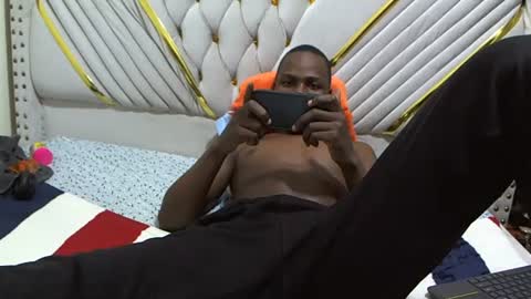 monstrous_cock1 online show from July 22, 10:45 pm
