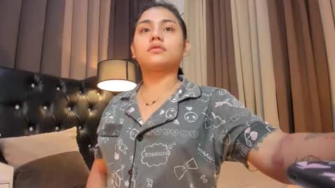 Ruthie online show from February 6, 2:11 am