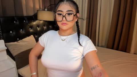 Ruthie online show from February 22, 2:39 am