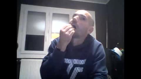 montmasse online show from April 5, 7:44 pm