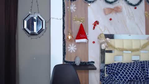 moon_and_fire_ online show from January 9, 6:41 am