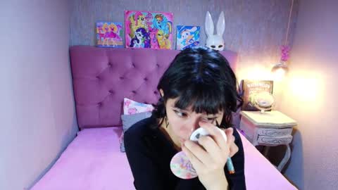 Charlotte online show from April 6, 7:59 pm