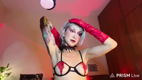 Cinna online show from September 24, 9:32 pm