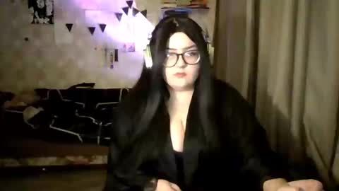 moonfairy2 online show from April 28, 6:12 pm