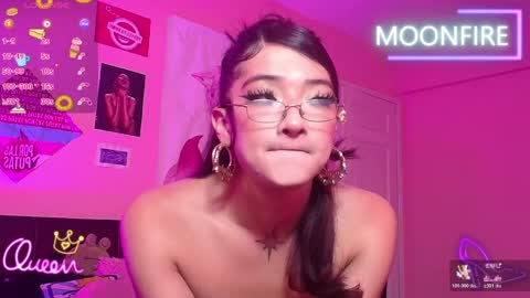 Nicky  online show from April 14, 11:35 am