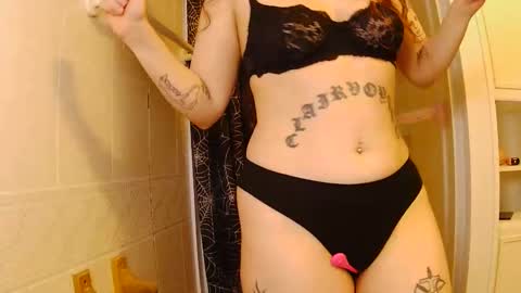 Moonkitty online show from February 22, 12:36 am