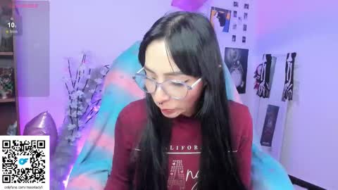 MOON  online show from October 27, 2:44 am