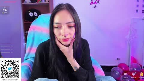 MOON  online show from February 4, 3:11 am