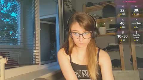 Snapshot of moonlight__lovers chatting on September 20, 4:54 pm Dana online show from September 20, 4:54 pm