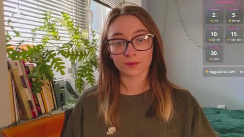 Snapshot of moonlight__lovers chatting on January 13, 1:17 pm Dana online show from January 13, 1:17 pm