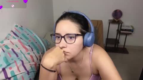 Moon Woman online show from February 15, 7:51 am