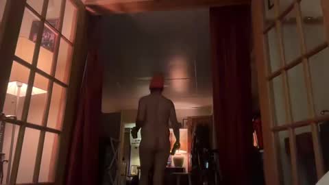 Moon online show from February 21, 1:44 am