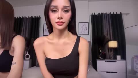 Snapshot of morayaporter777 chatting on September 23, 9:14 am MorayaPorter online show from September 23, 9:14 am