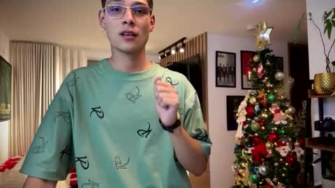   online show from January 11, 1:44 am