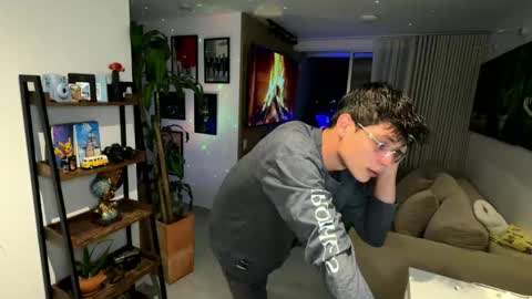   online show from April 26, 11:57 pm