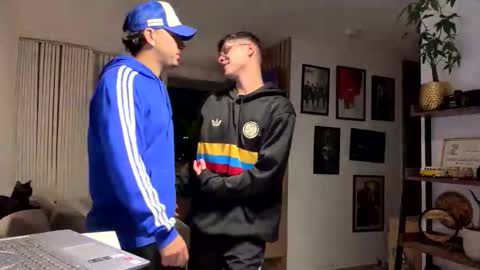 Snapshot of morgan_hiller chatting on October 3, 2:43 am   online show from October 3, 2:43 am