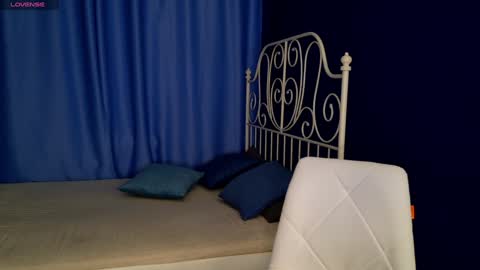 Snapshot of morgenstern__ chatting on February 3, 11:53 am morgenstern__ online show from February 3, 11:53 am