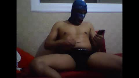 moroccanfucker93 online show from September 15, 9:27 pm