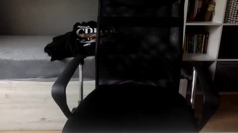 morowin_ online show from March 9, 8:51 am