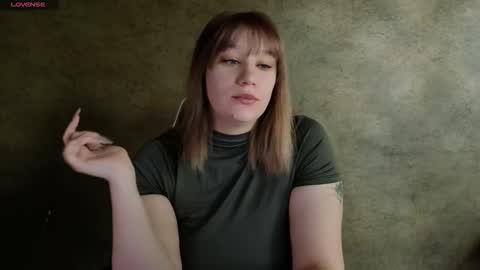 Snapshot of morvelyn chatting on October 5, 7:06 am morvelyn online show from October 5, 7:06 am