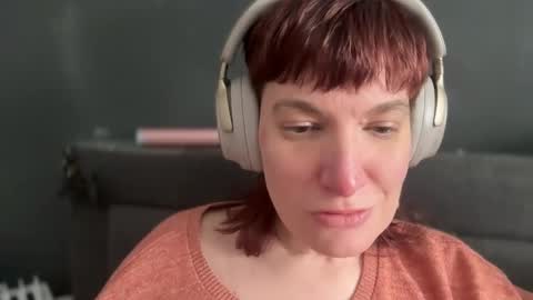 Mossy Mommy online show from February 16, 8:11 pm