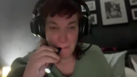 Mossy Mommy online show from February 18, 1:54 am