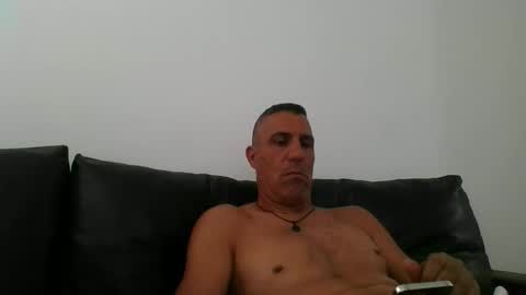 Snapshot of motyvation chatting on October 8, 10:54 am ADAM online show from October 8, 10:54 am