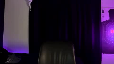 mount_vesuvius online show from November 8, 1:19 am