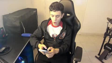 Andy online show from February 18, 9:31 pm