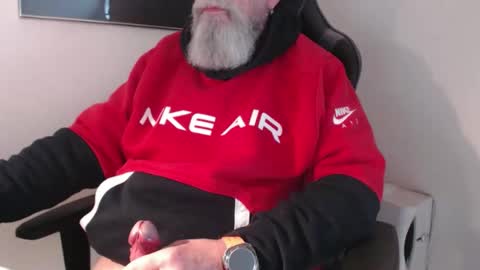 mr_boombastic2021 online show from February 13, 11:46 am