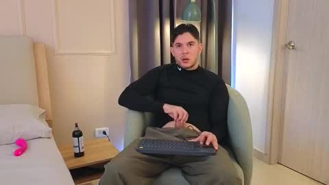 Danny  Aleja online show from March 3, 5:53 pm