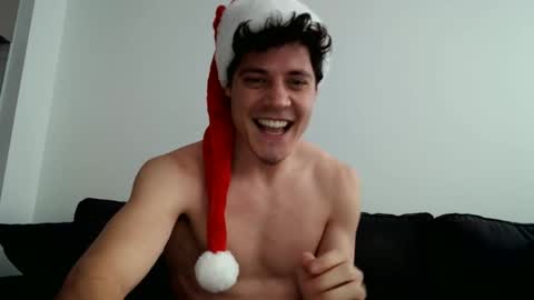 Snapshot of mr_deep1 chatting on December 5, 5:44 pm James online show from December 5, 5:44 pm