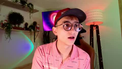 Mr Evans online show from December 3, 4:51 pm