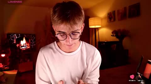 Mr Evans online show from September 17, 6:00 pm