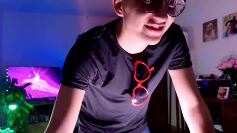 Mr Evans online show from October 2, 5:23 pm